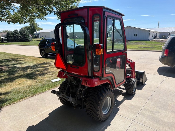2021-massey-ferguson-4-image-4
