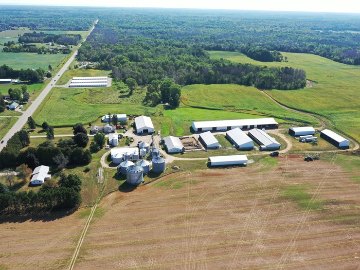 #60000-•-29.92-acre-farm-with-home,-barns-&-outbuildings-image-35