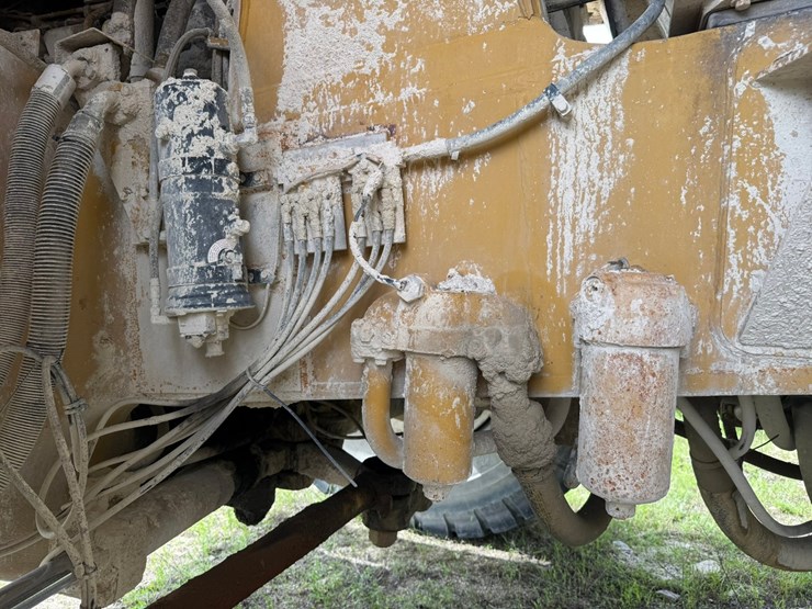 caterpillar-785b-image-34