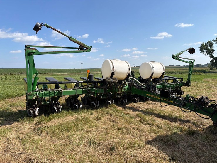 john-deere-1760-image-4