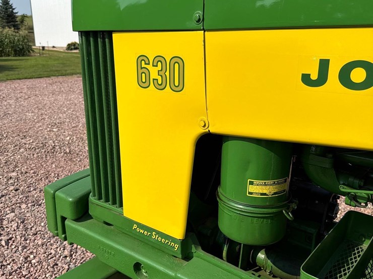 john-deere-630-image-16