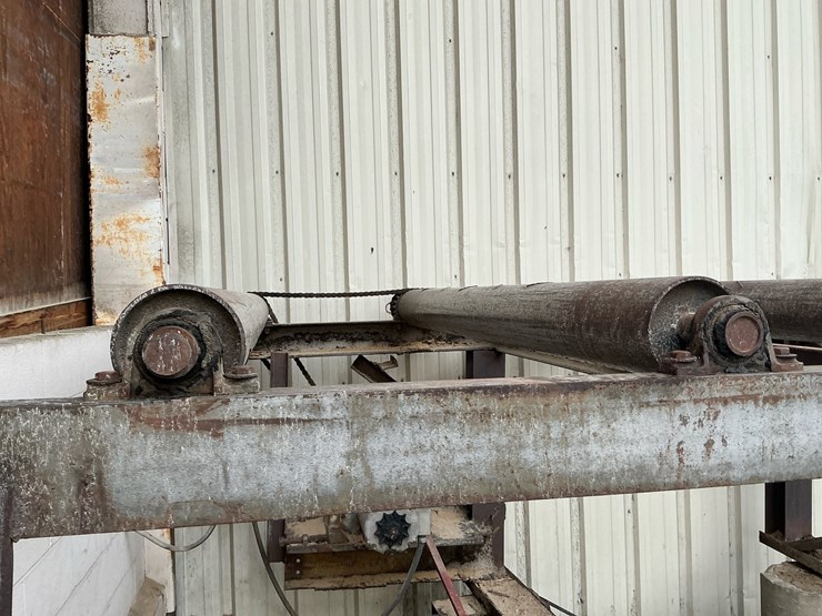 #129-•-heavy-duty-chain-driven-roller-conveyor-section-with-u.s.-electrical-motors-drive-image-3