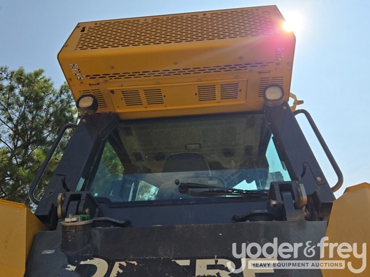 2018-deere-850k-lgp-image-33