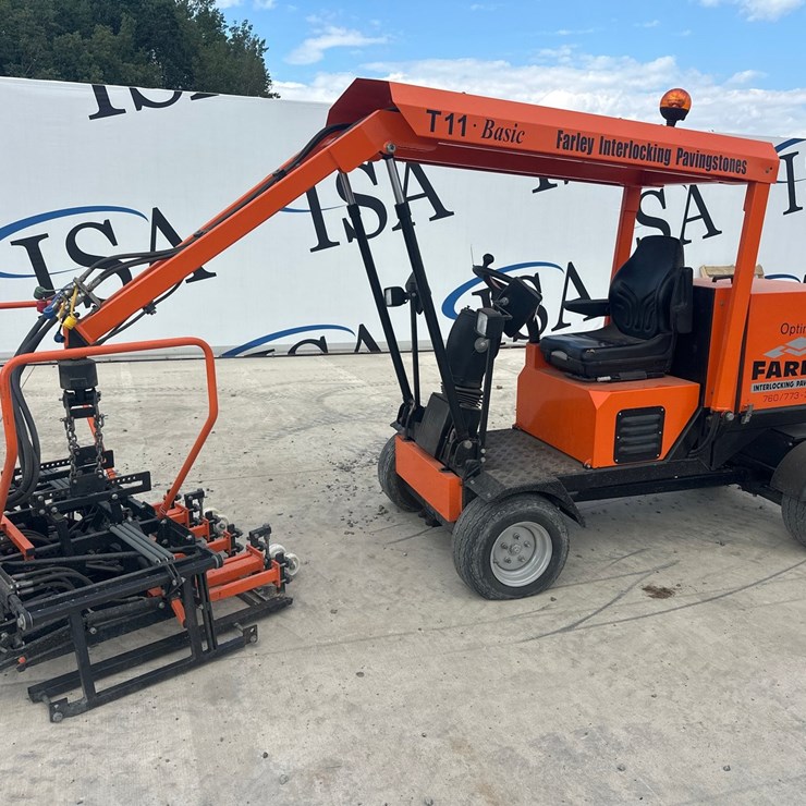 #61439 • 2013 Optimas T11 Paver Laying Machine