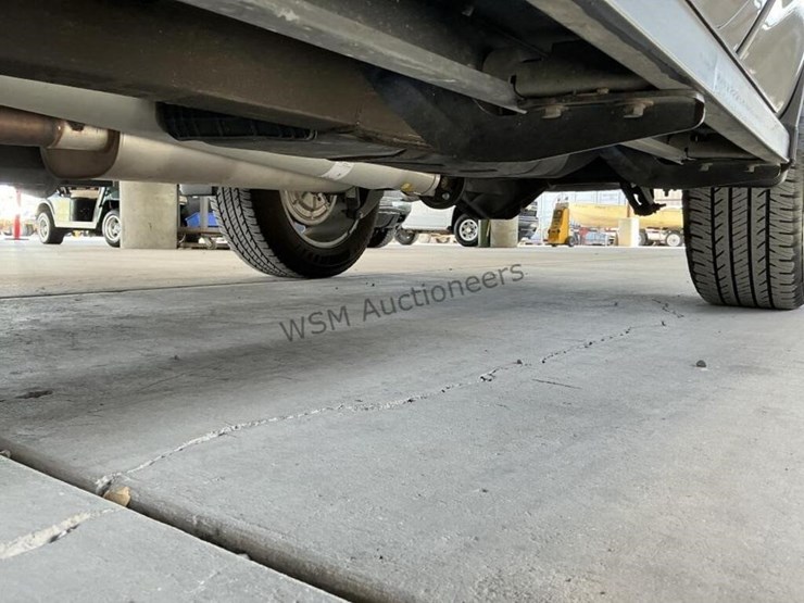 2020-chevrolet-silverado-1500-image-26