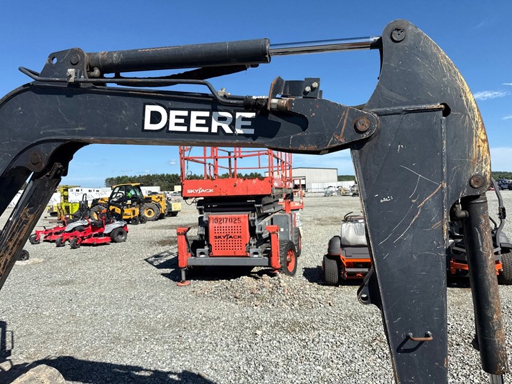 deere-35g-image-50