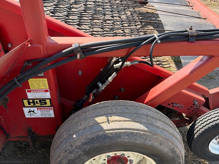 h&s-9ft-hay-merger-image-32