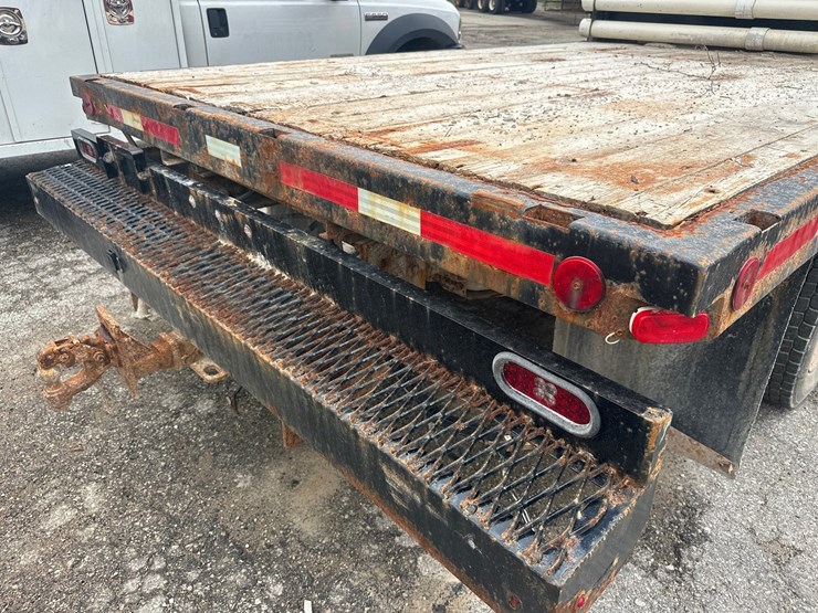 2001-ford-f450-image-17