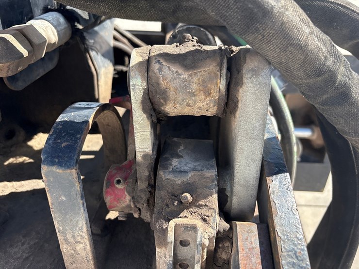 #5462-•-john-deere-cp24c-skid-steer-planer-attachment-image-14