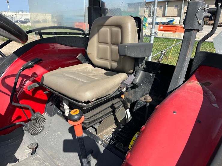 #2858-•-2008-case-jx60-4x4-tractor-image-24