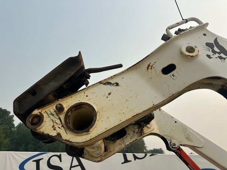 2018-bobcat-t630-image-14