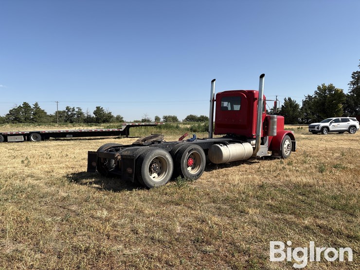 1998-peterbilt-379-image-7