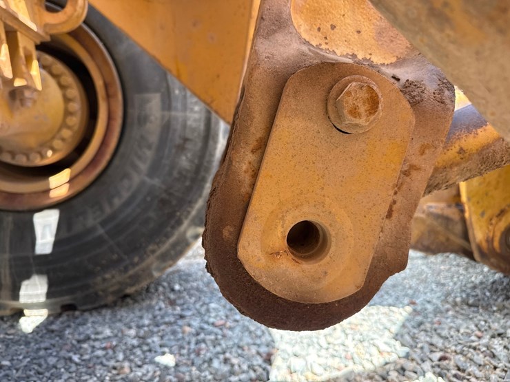 caterpillar-980g-image-16