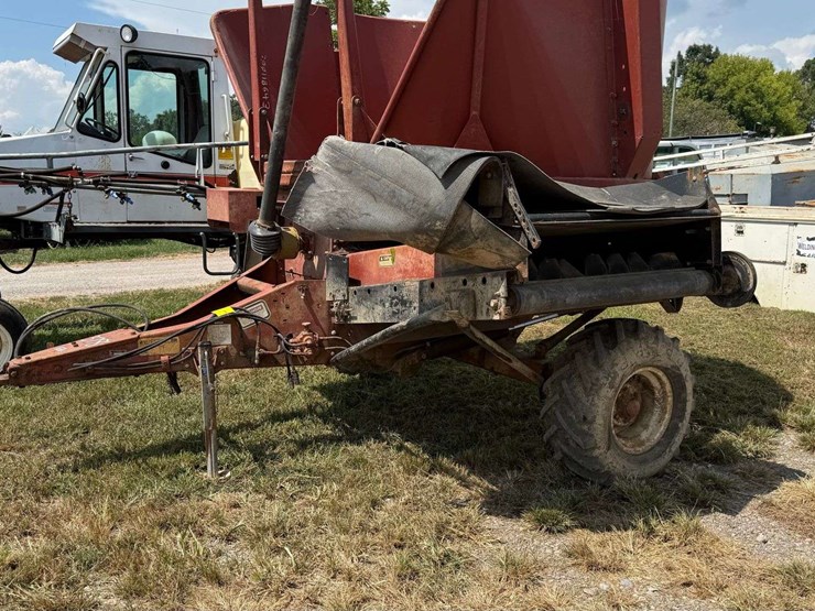 hesston-bp25-image-6