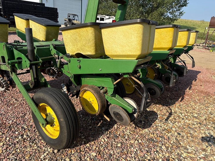 john-deere-7000-image-20