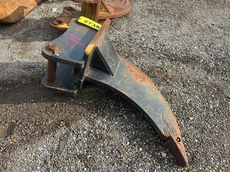 john-deere-310-image-1