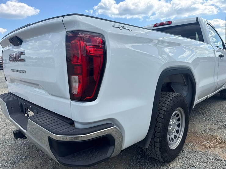 2020-gmc-sierra-1500-image-23