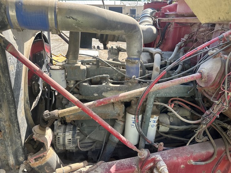 mack-rd690s-image-40