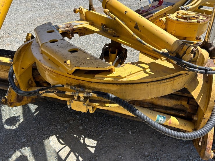komatsu-gd650a-image-33