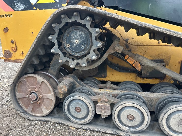 caterpillar-287d-image-52