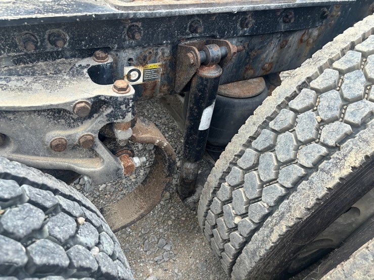 2012-kenworth-w900-image-108