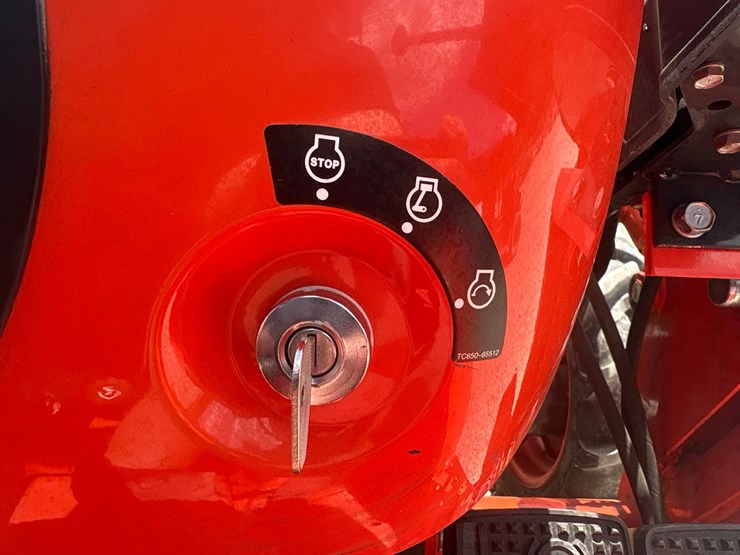 kubota-l3901d-image-36