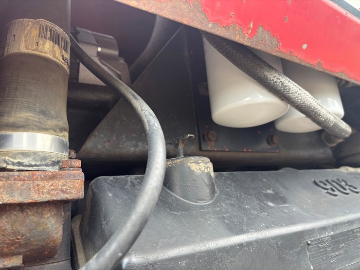 1983-massey-ferguson-4900-image-43
