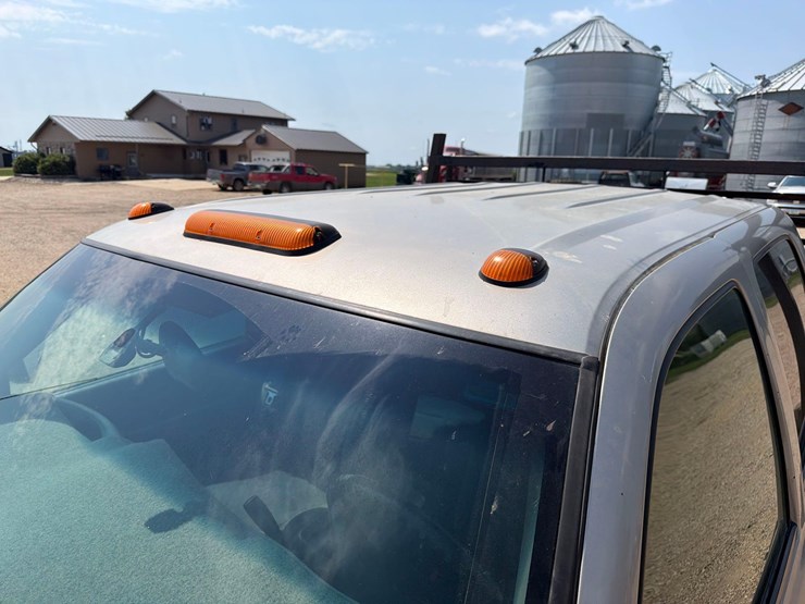 2001-chevrolet-k3500-image-41