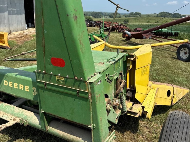 john-deere-34-image-23