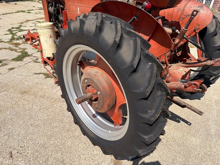 case-vac-tractor-image-15