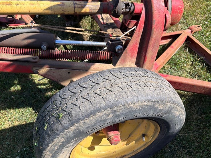 new-holland-455-image-10