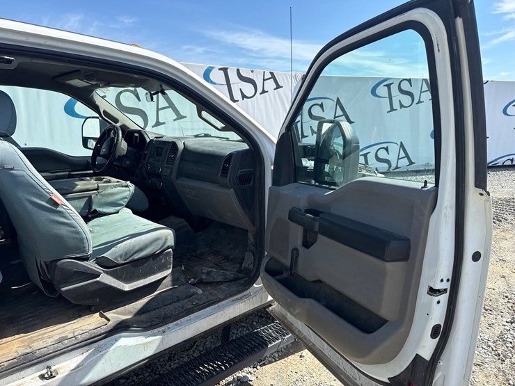 2017-ford-f250-image-39