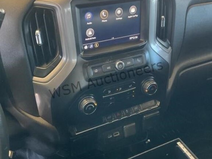 2021-chevrolet-silverado-1500-image-24