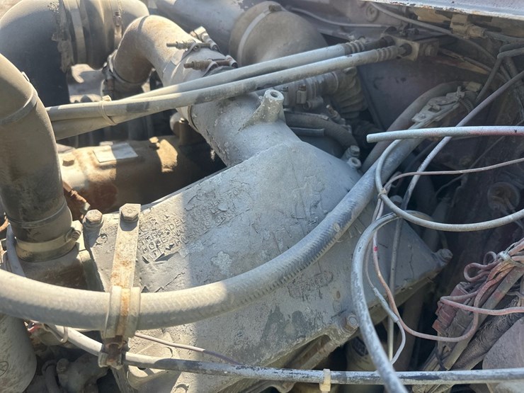 mack-dm685s-image-37