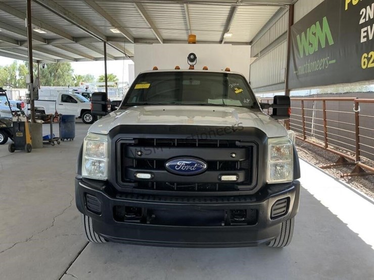 2016-ford-f550-image-3