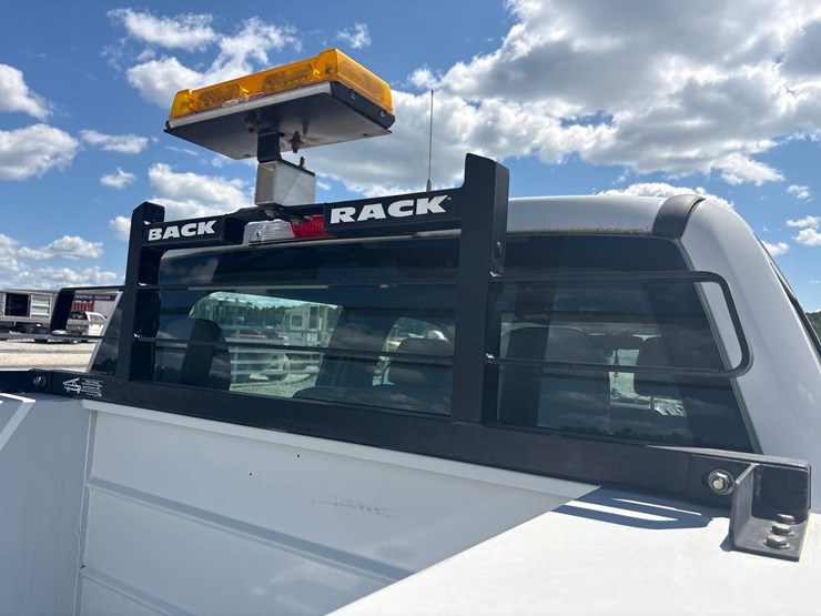 2017-ford-f350-image-27