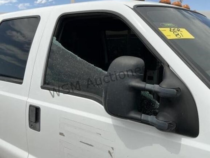 2011-ford-f350-image-27