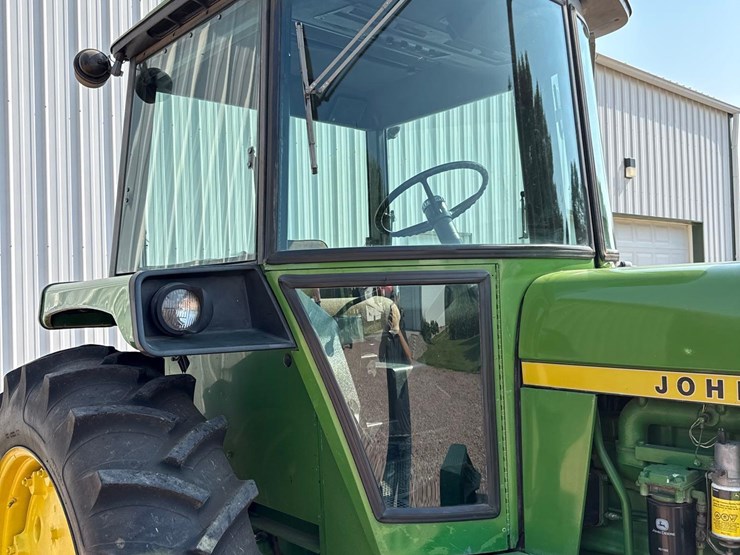 1974-john-deere-4030-image-25