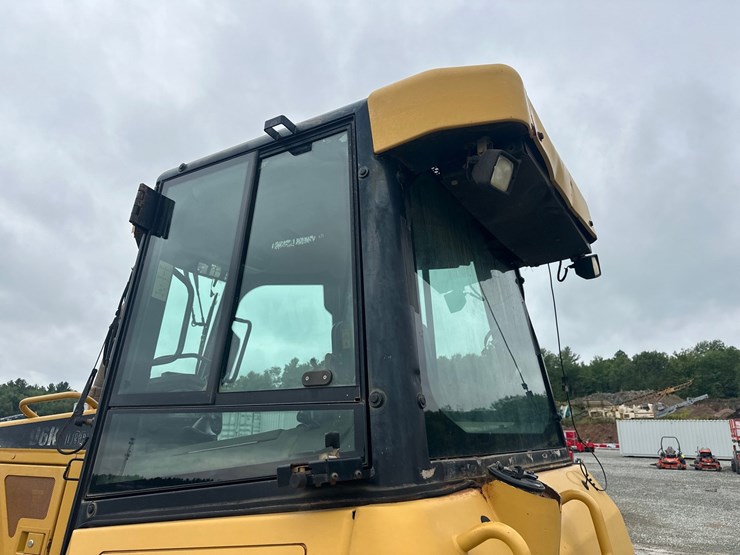 caterpillar-d6k-lgp-image-10