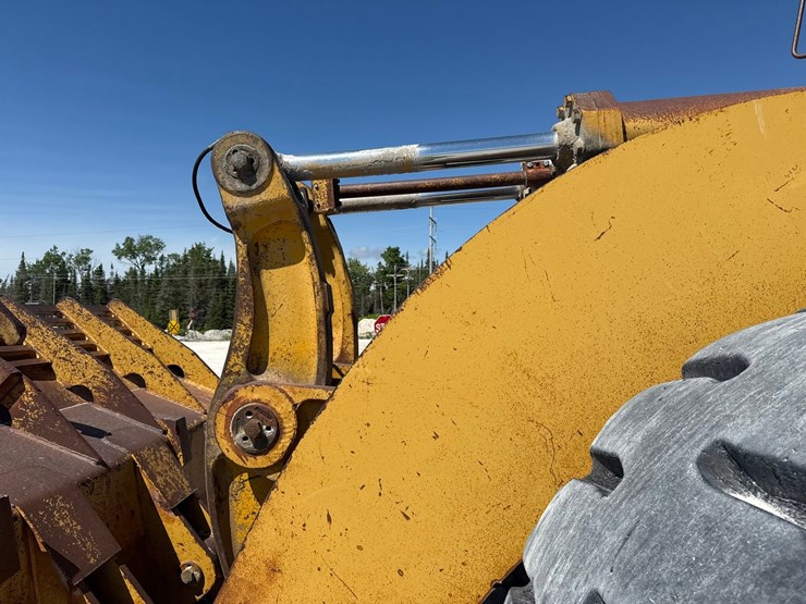 caterpillar-988-image-49