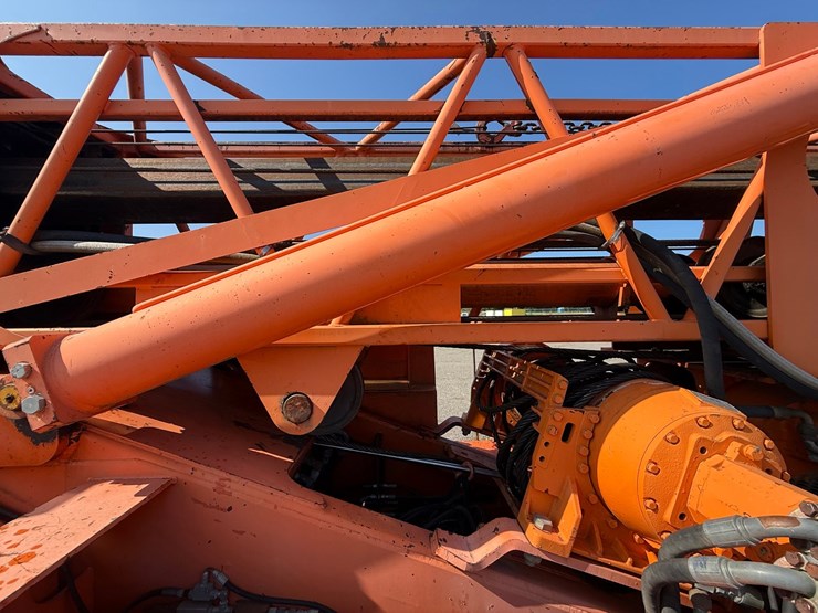 #2470-•-2002-tor-truck-dr-4280-crane-truck-image-99