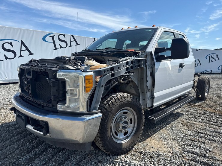 2017-ford-f250-image-1