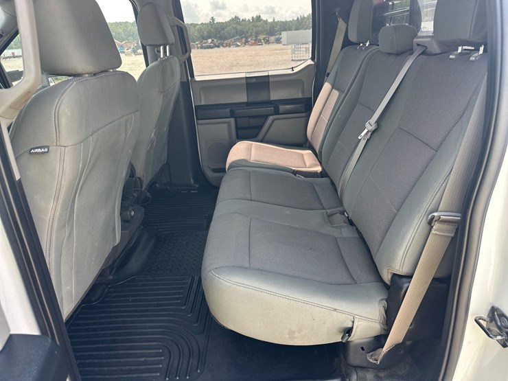2019-ford-f350-image-33