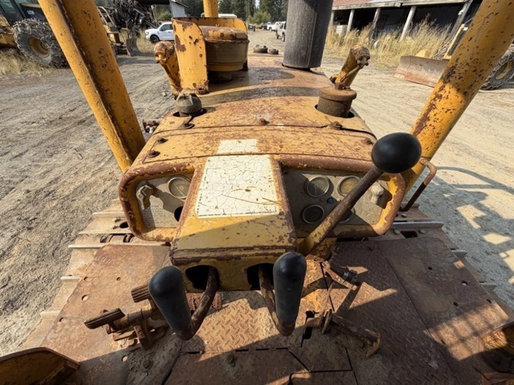 1968-caterpillar-d6c-image-34