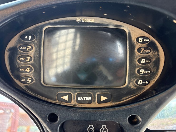 2016-bobcat-t630-image-47