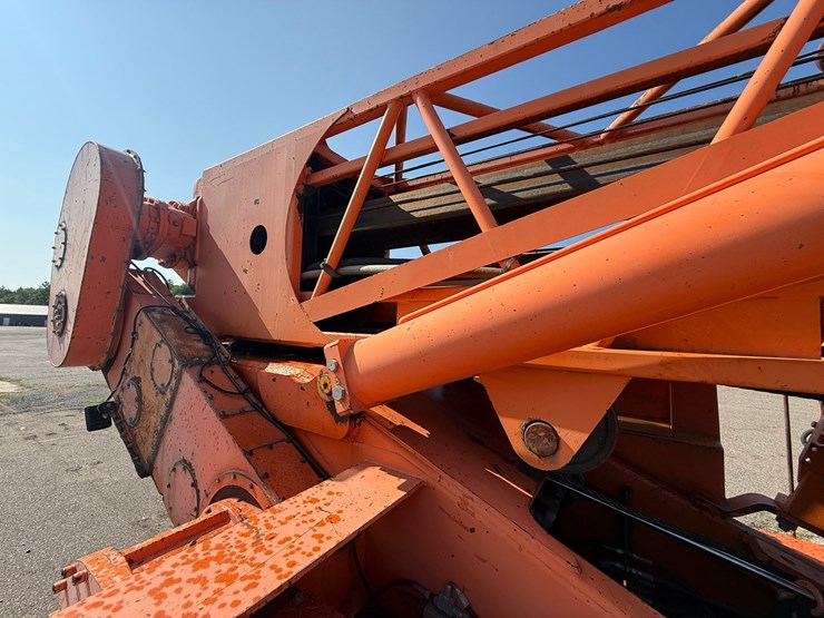#2470-•-2002-tor-truck-dr-4280-crane-truck-image-100