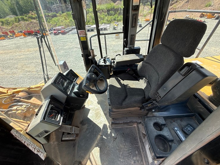 caterpillar-980g-image-97