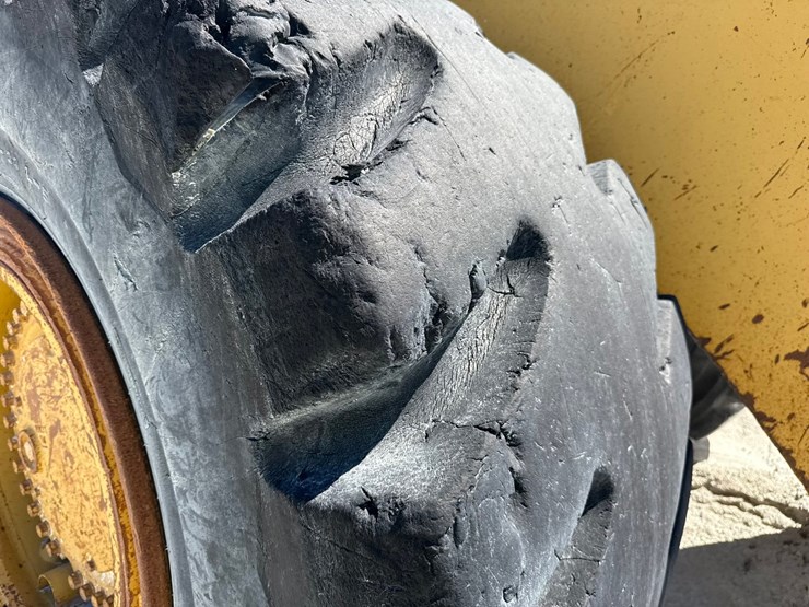 caterpillar-988-image-139