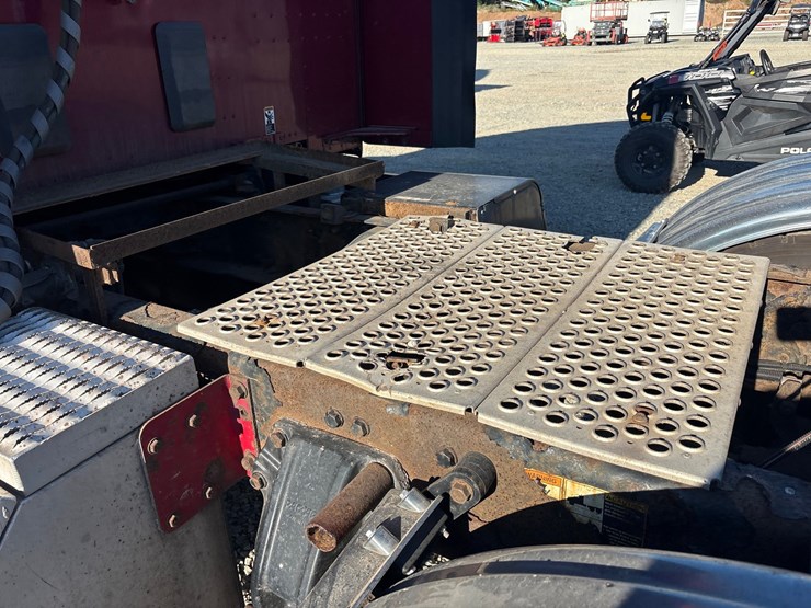 2014-kenworth-t680-image-62
