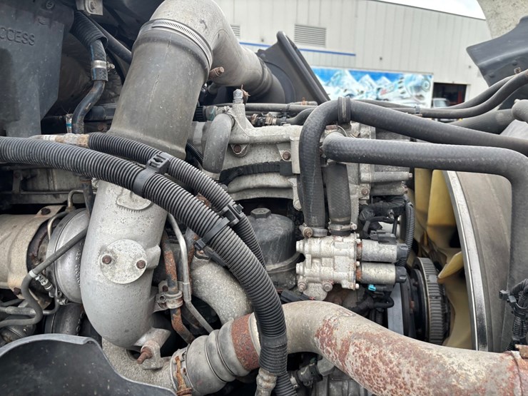 2015-international-prostar-image-40